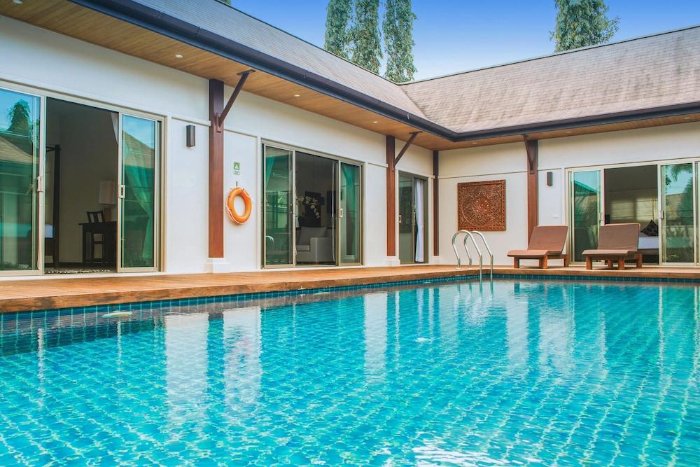 Two Villas Holiday Oriental Style Layan Beach 푸껫 외부 사진