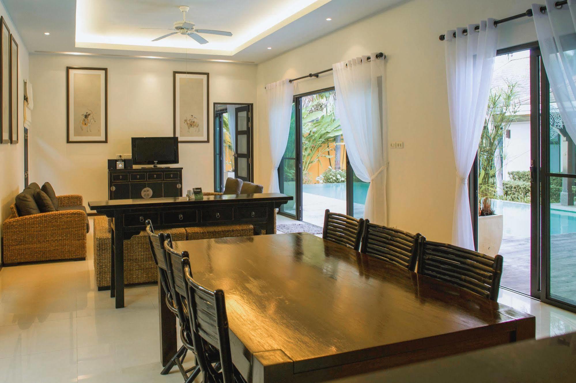 Two Villas Holiday Oriental Style Layan Beach 푸껫 외부 사진
