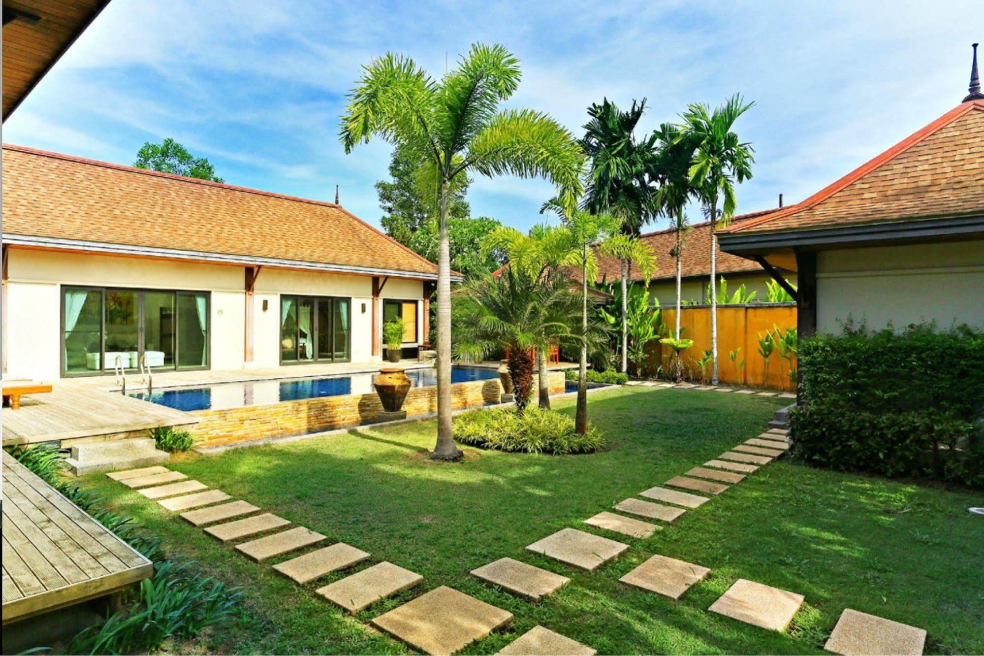 Two Villas Holiday Oriental Style Layan Beach 푸껫 외부 사진
